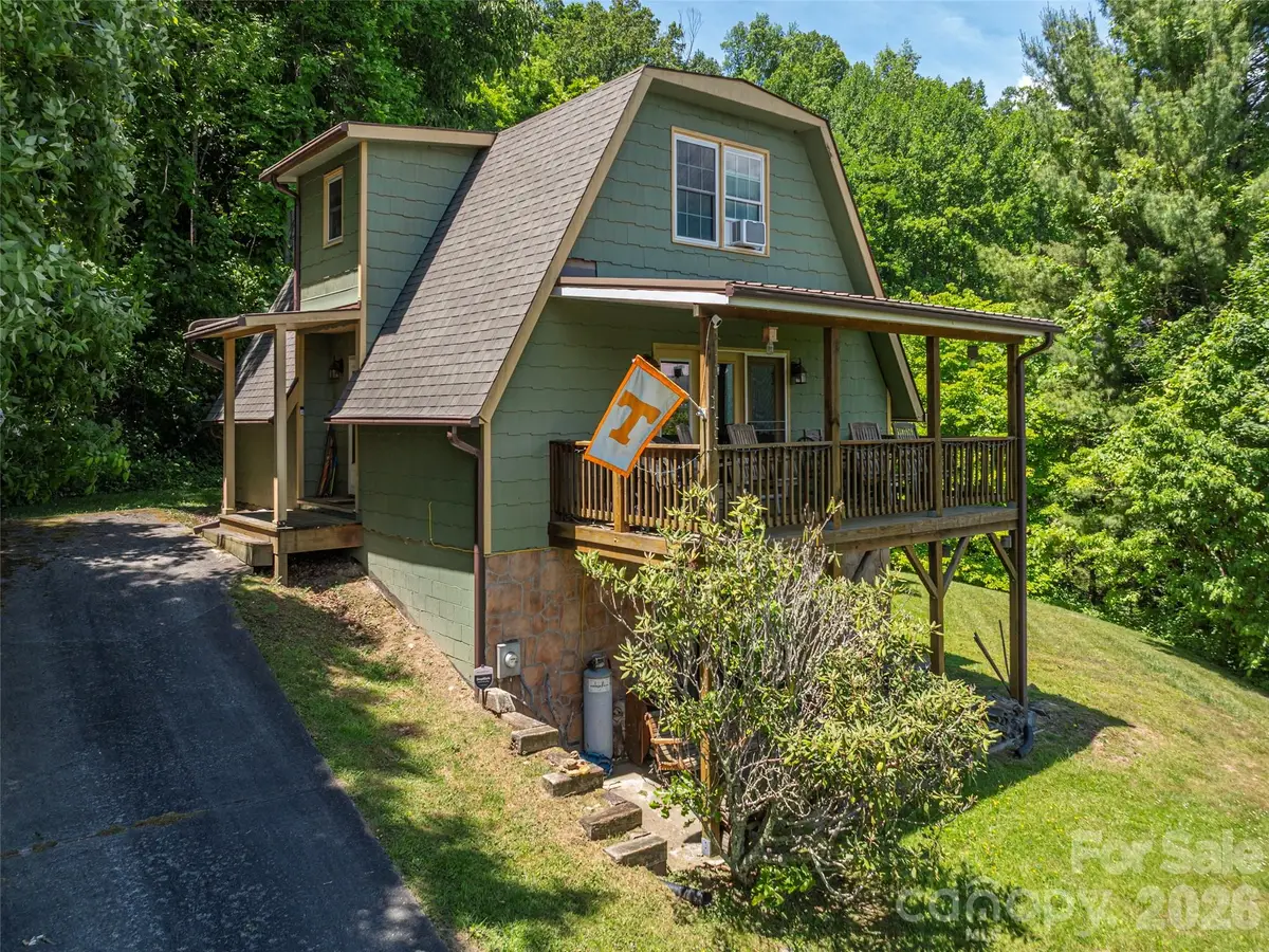 649 Acres View Drive, Waynesville, NC 28786 - #1