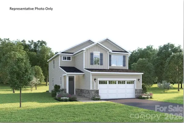 842 Heathway Drive, Charlotte, NC 28213