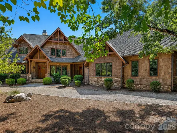 9208 Flying Eagle Lane, Charlotte, NC 28278