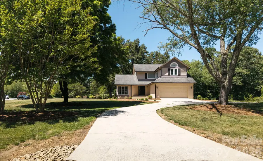 568 Wood Hollow Road, Taylorsville, NC 28681 - #2