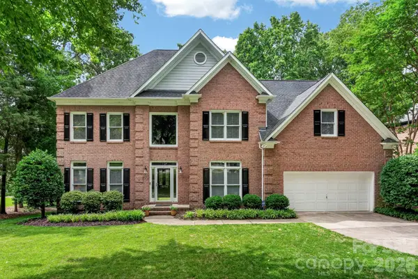 12230 Farnborough Road, Huntersville, NC 28078