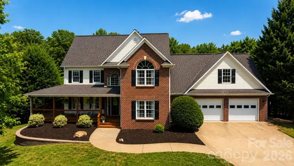 4616 20th Street Place Ne, Hickory, NC 28601