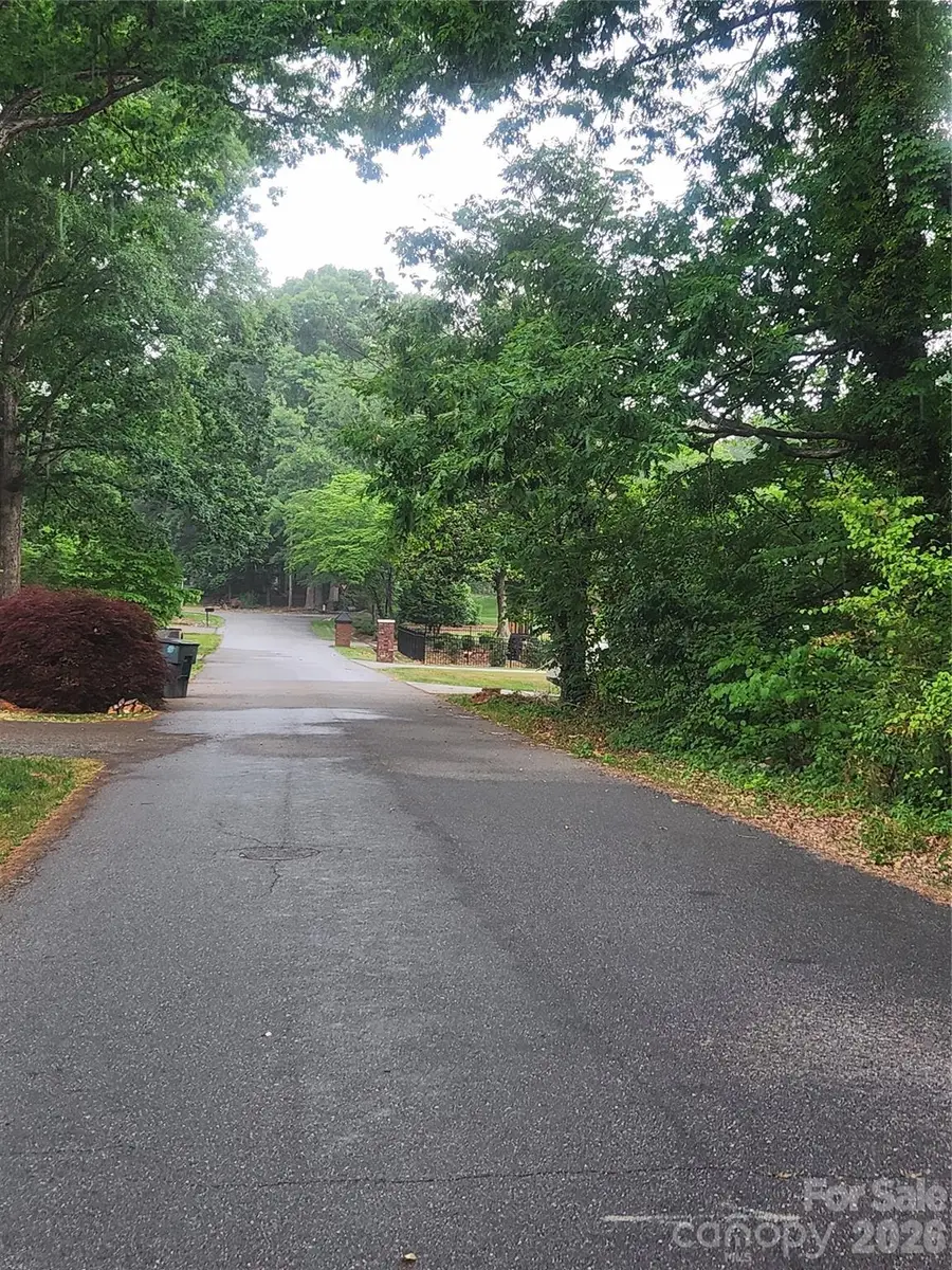 205 7th Street Place Ne, Conover, NC 28613 - #3