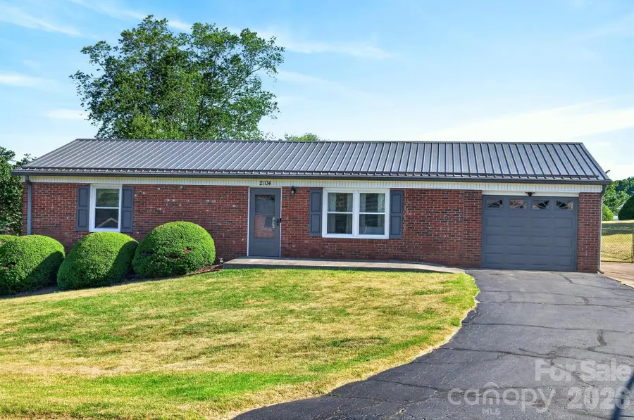 2104 Lamesa Court, Lenoir, NC 28645 - #3