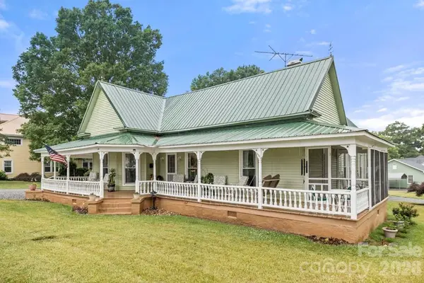 110 N Main Avenue, Maiden, NC 28650