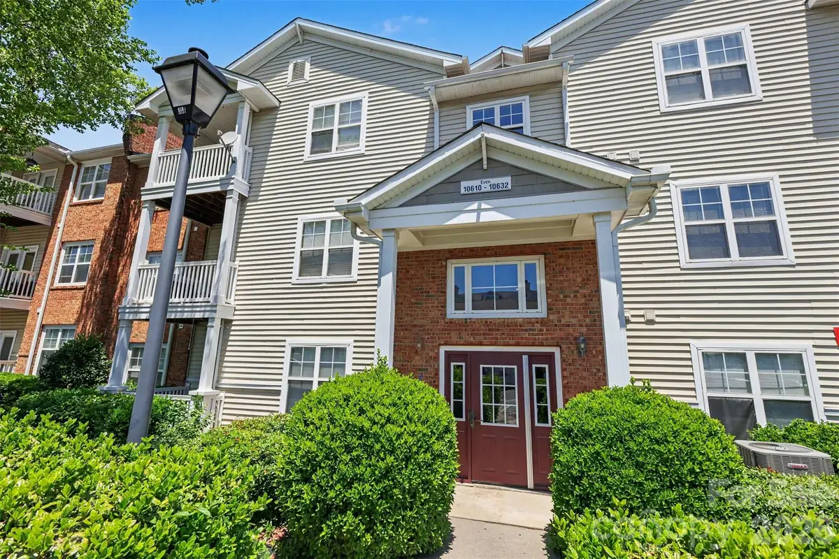 10616 Hill Point Court, Charlotte, NC 28262 - #1
