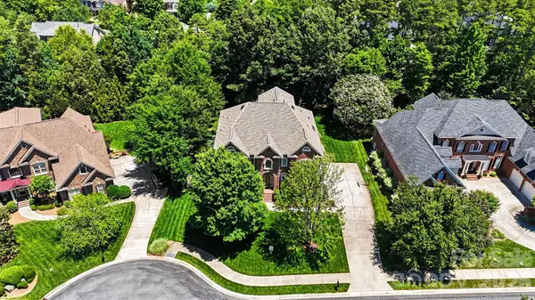 7518 Meadowgate Lane, Marvin, NC 28173