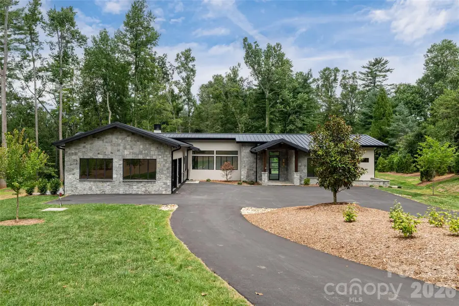 33 Busbee Road, Asheville, NC 28803 - #2
