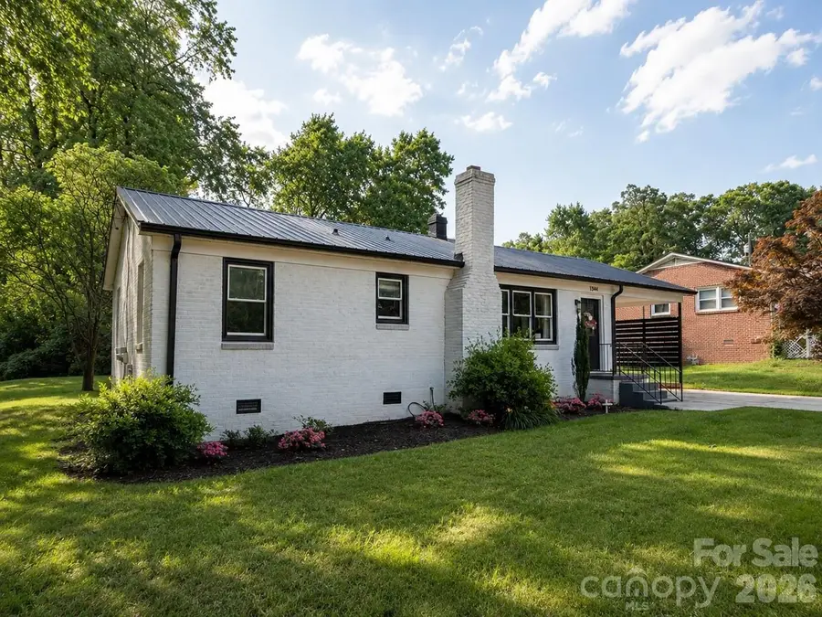 1344 12th Avenue Ne, Hickory, NC 28601 - #2