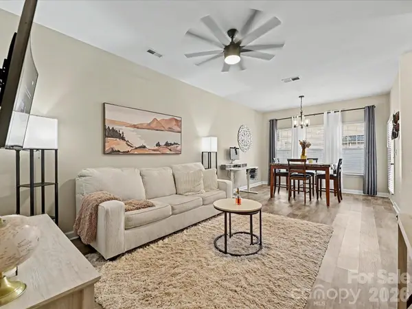 334 Bridal Veil Drive, Charlotte, NC 28217