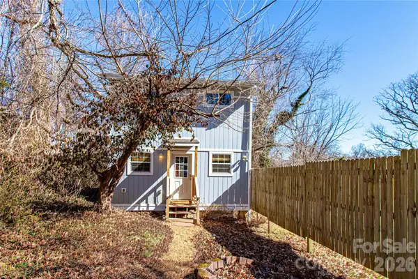 105 Adams Hill Road, Asheville, NC 28806