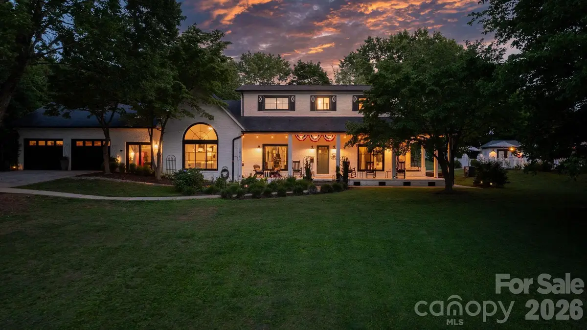 1314 Shirebourn Drive, Hickory, NC 28602 - #1