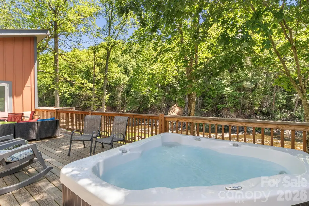 8061 State Hwy 80 S None, Burnsville, NC 28714 - #1