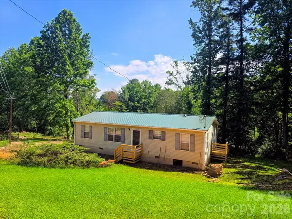 2094 Wilson Road, Asheville, NC 28806