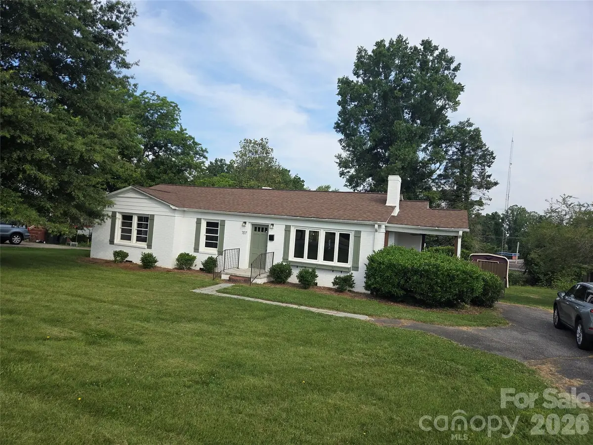 707 E 1st Street, Cherryville, NC 28021 - #1