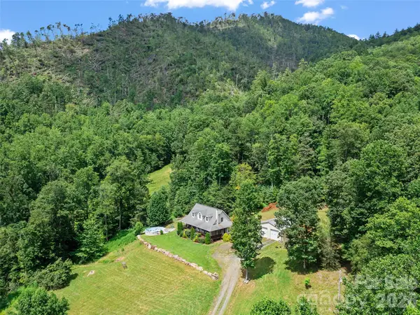 2216 Beans Creek Road, Bakersville, NC 28705