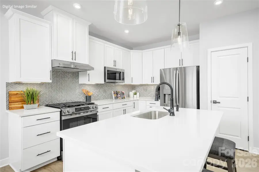 917 Heathway Drive, Charlotte, NC 28213 - #2