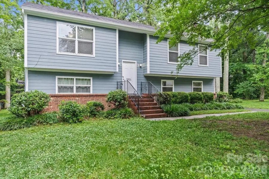 7301 Park Vista Circle, Charlotte, NC 28226 - #2