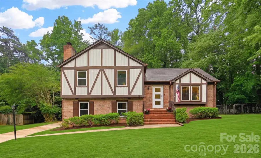 824 Riverwood Road, Charlotte, NC 28270 - #2