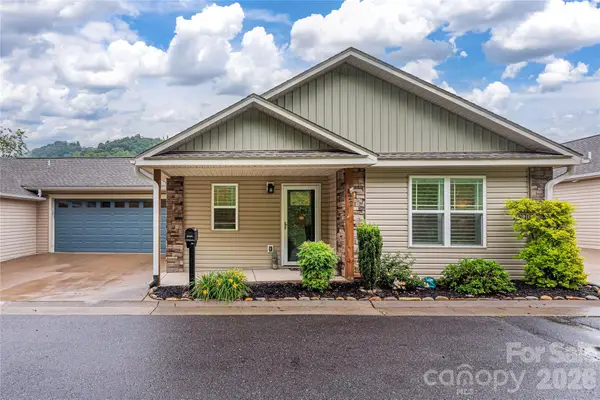 122 February Lane, Waynesville, NC 28785