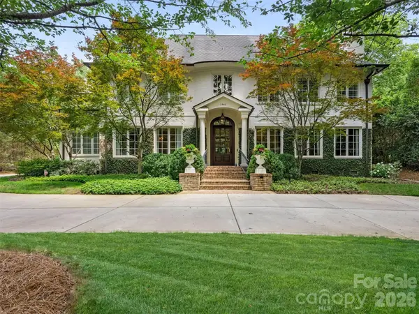 2946 Wheelock Road, Charlotte, NC 28211