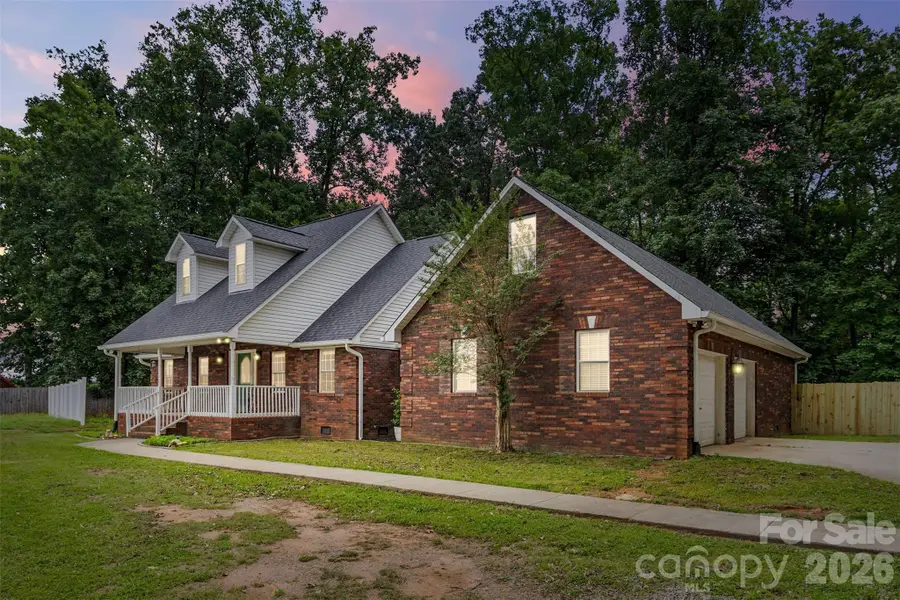 4403 Hubbard Road, Charlotte, NC 28269 - #3
