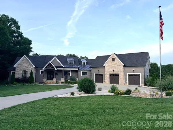 5200 Shoreview Drive, Concord, NC 28025