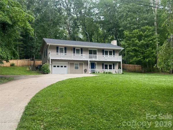 11 Greenwood Acres Drive, Mills River, NC 28759