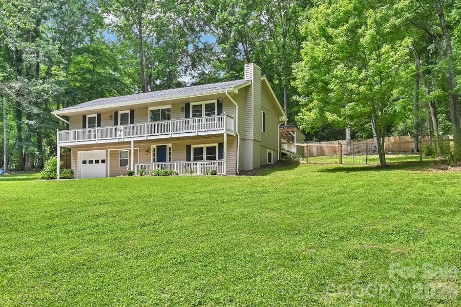 11 Greenwood Acres Drive, Mills River, NC 28759 - #2