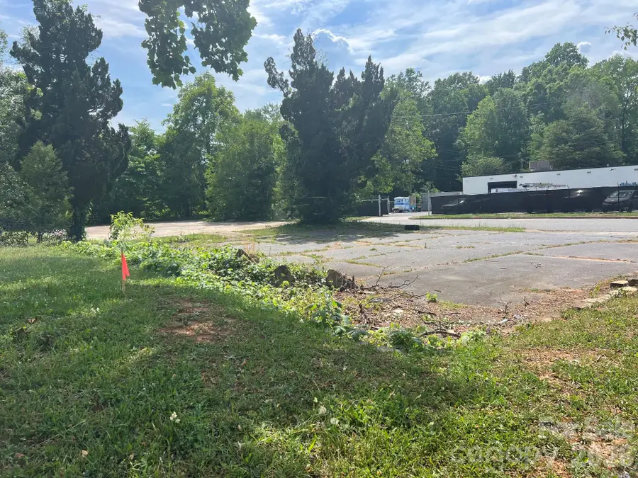 2300 E Independence Boulevard, Charlotte, NC 28205 - #3