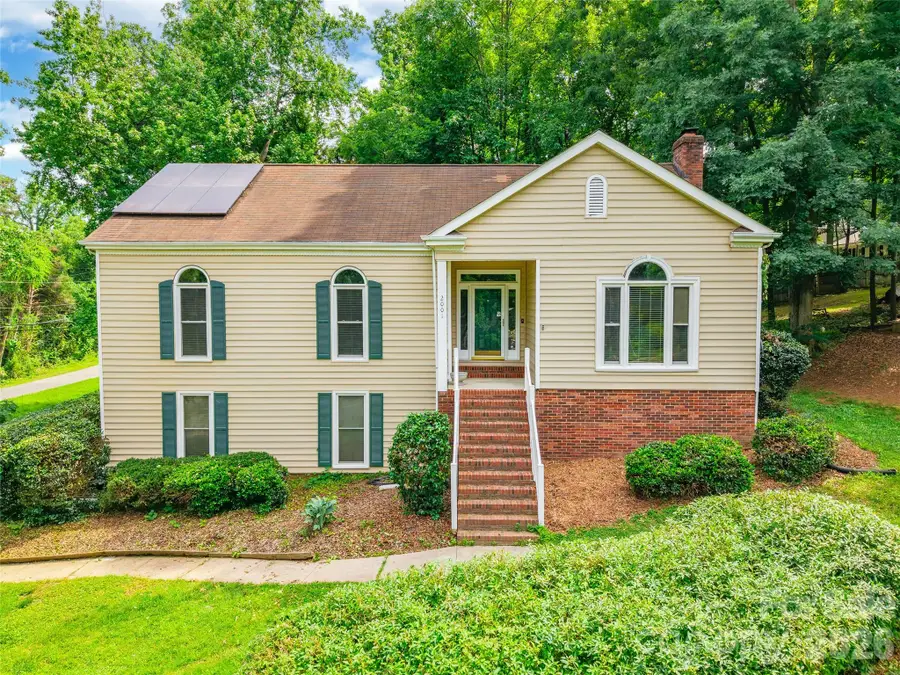 2001 Colony Hill Drive, Charlotte, NC 28214 - #2