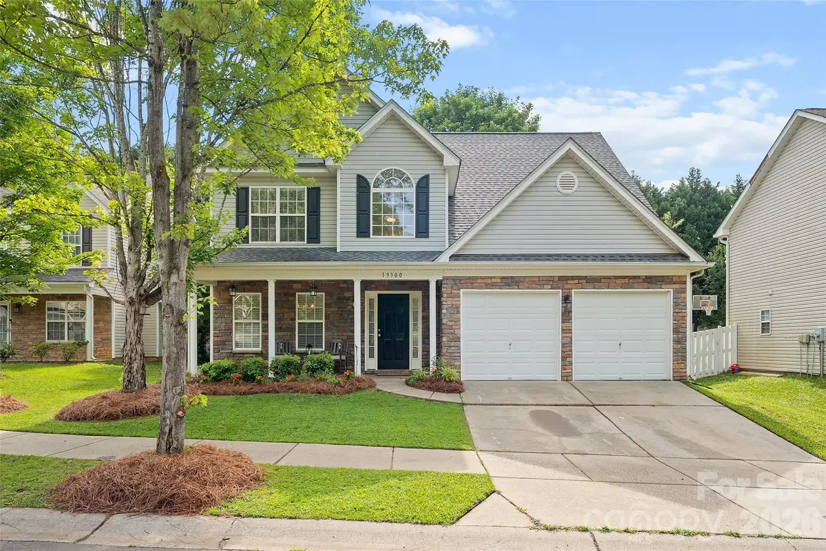 19300 Kanawha Drive, Cornelius, NC 28031 - #1