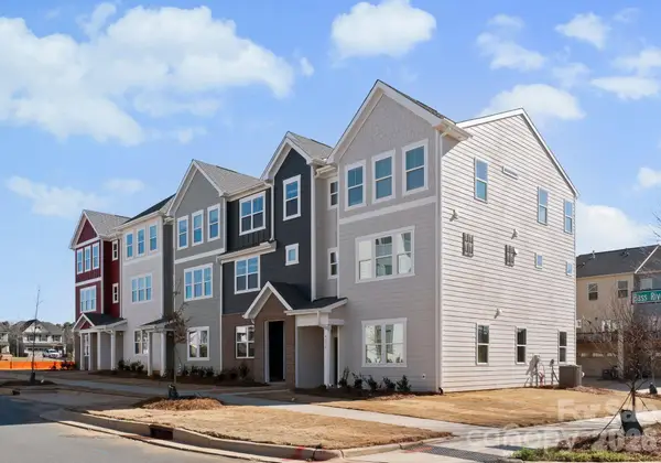 4015 Bass River Parkway, Charlotte, NC 28217