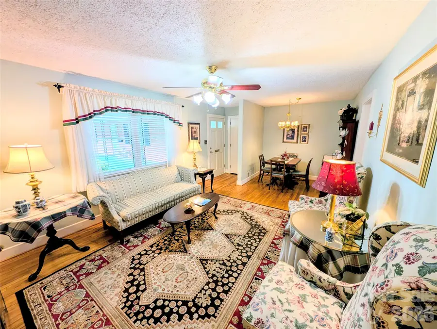 1014 SW Wright Street Sw #5, Lenoir, NC 28645 - #3