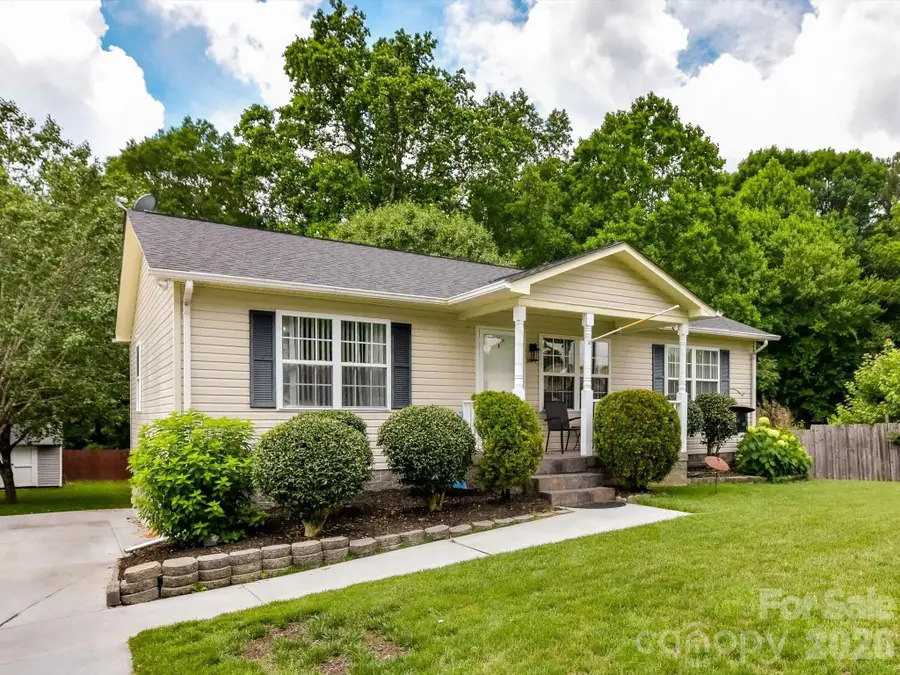 1008 Martin Luther King Jr Avenue, Kannapolis, NC 28083 - #2