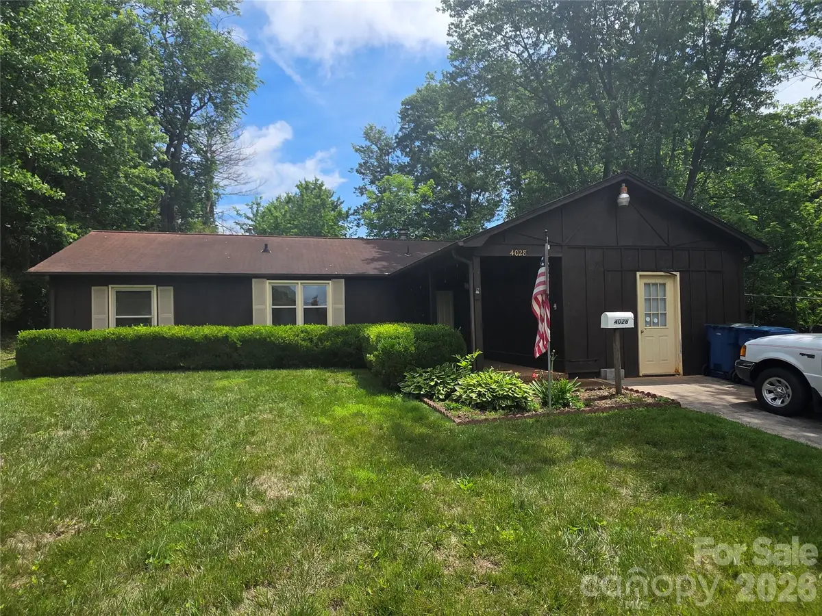 4028 Elizabeth Street, Hickory, NC 28601 - #1