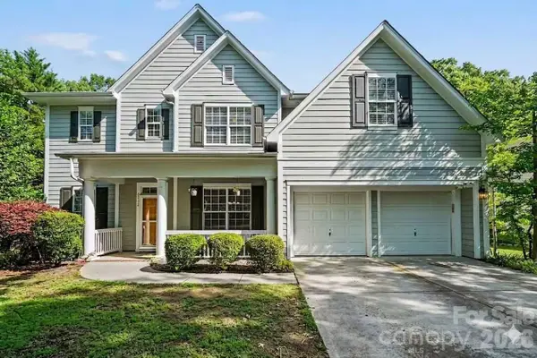 8932 Arbor Creek Drive, Charlotte, NC 28269