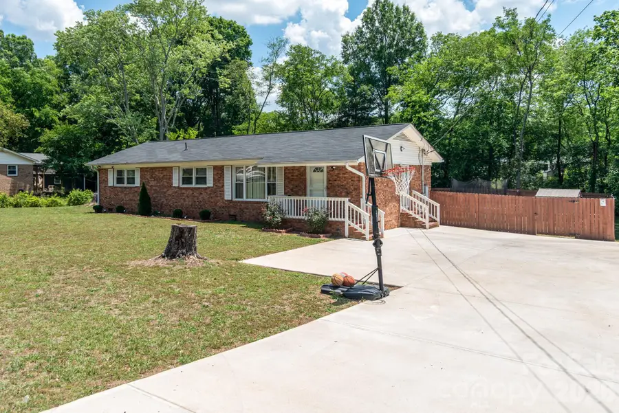 1121 Rembrandt Drive Sw, Concord, NC 28027 - #3