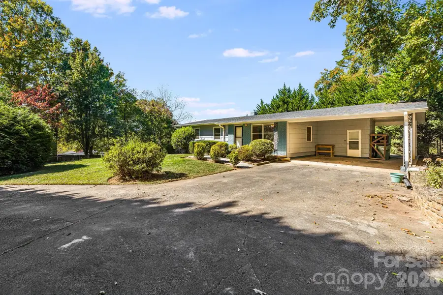 26 Elkmont Drive, Asheville, NC 28804 - #2