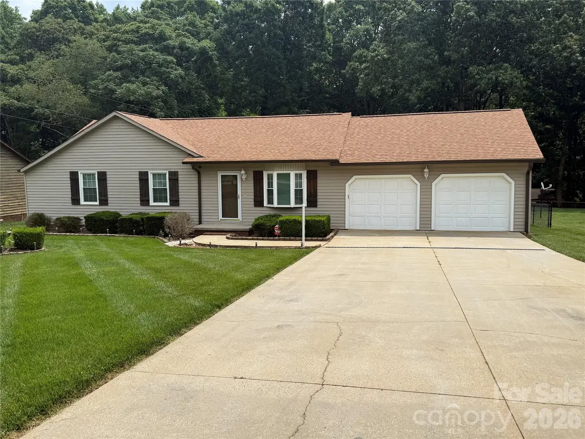812 Whites Farm Road, Statesville, NC 28625 - #1