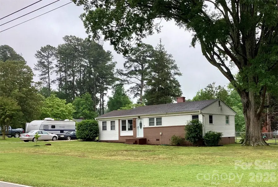 301 Woodland Drive, York, SC 29745 - #2