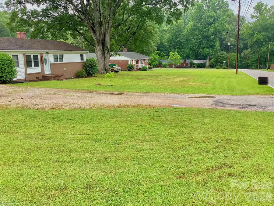 301 Woodland Drive, York, SC 29745 - #3