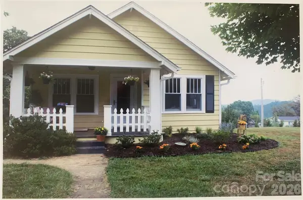 25 Bailey Road, Candler, NC 28715