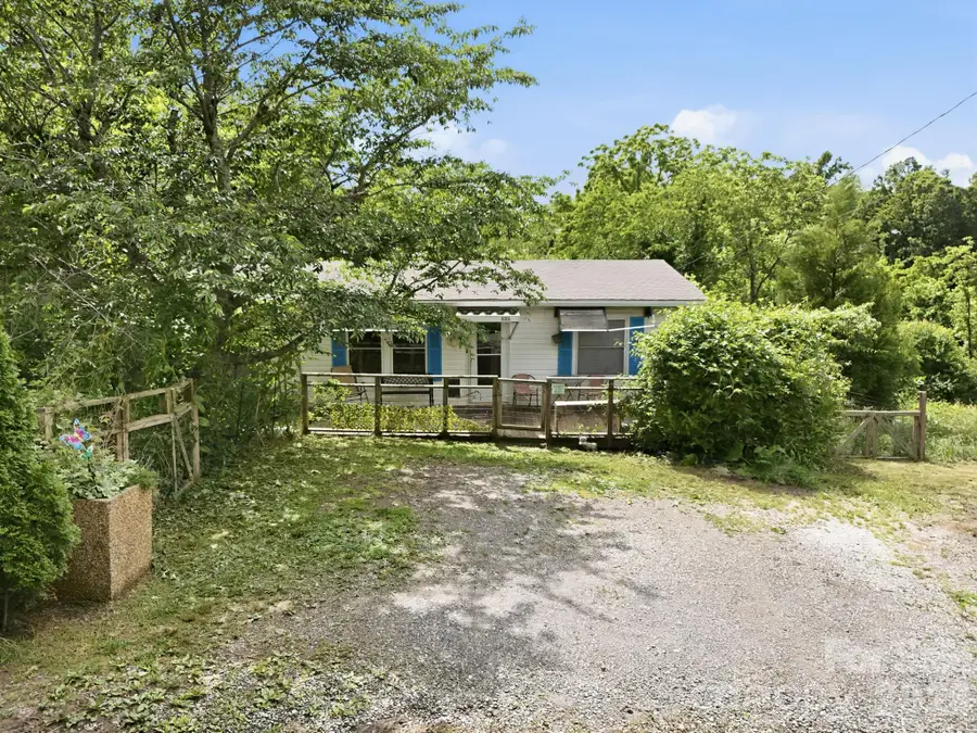 131 Vinewood Circle, Asheville, NC 28806 - #2