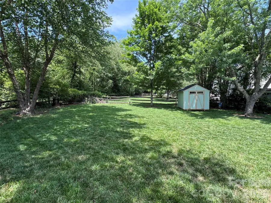 3930 Huntmeadow Drive, Charlotte, NC 28269 - #2