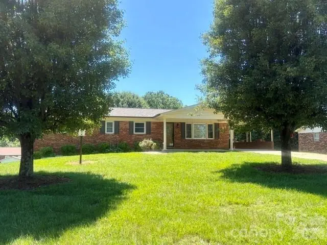 620 Central Street, Hudson, NC 28638 - #1