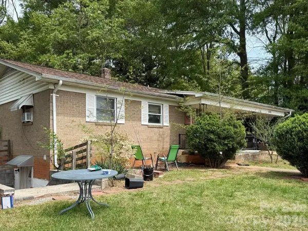 101 Ramsey Street, Morganton, NC 28655
