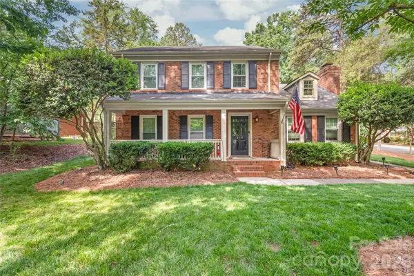 419 Scarborough Lane, Matthews, NC 28105