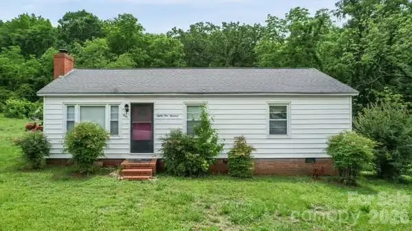 8090 Plott Road, Charlotte, NC 28215 - #2