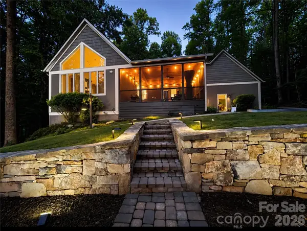 67 Reeses Ridge Court, Hendersonville, NC 28739